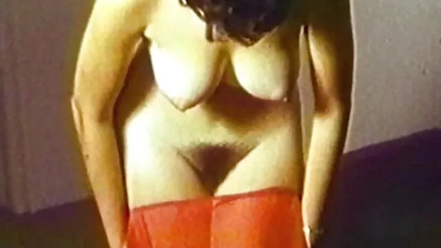 High definition :  Russisk skønhed nyder ustoppelig sex med sin kæreste Porno film 