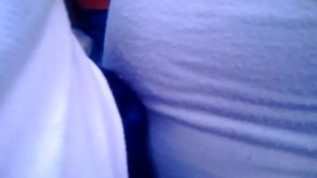High definition :  Brunette MILF sutter boner som en professionel og ønsker at blive fingeret Porno film 