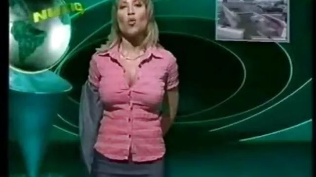 High definition :  Monica Santhiago tager imod et sort monster fra legenderne. Porno film 