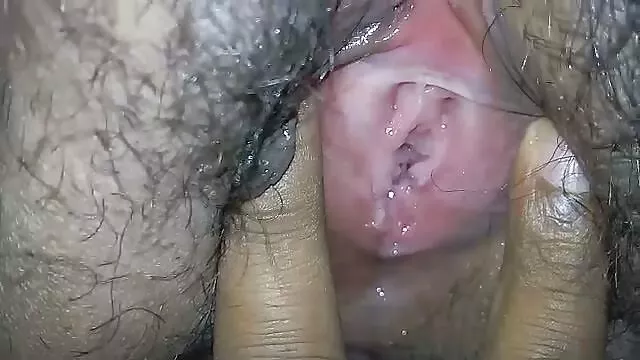 High definition :  Wendy Harper og kæresten knepper fødselsdagspigen Veronica Porno film 