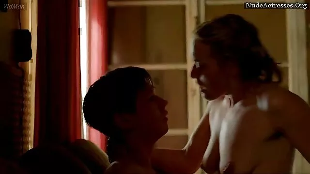High definition :  Sex kan få pigen og hendes nye stedbror til at miste forstanden i sengen Porno film 