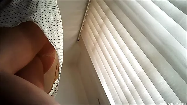 High definition :  Søde mørkhudede Tinslee Reagan får en kæmpe sort pik. Porno film 