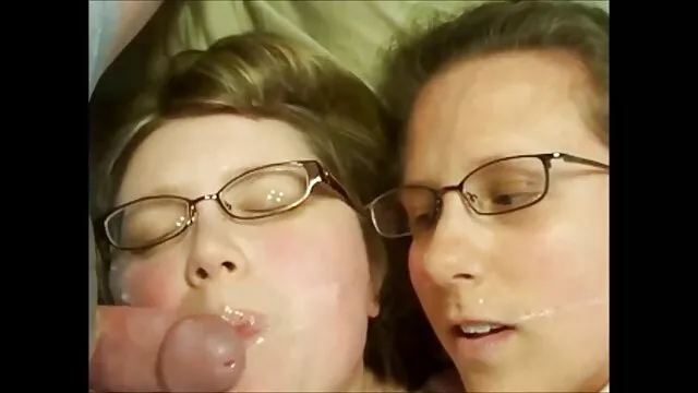 High definition :  Fucking i en varevogn med en krølhåret kylling med en dejlig fed røv Porno film 