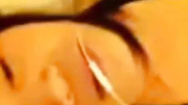 High definition :  Freaky kyllinger bliver vædret af en veludstyret professionel skuespiller Porno film 