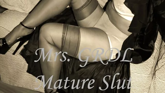 High definition :  Stram ibenholt stunner har brug for sin daglige dosis monster BBC Porno film 