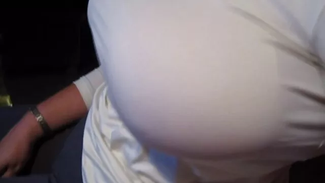 High definition :  Den saftige brunette Eva Elfie har morgensex med sin stedbror Porno film 