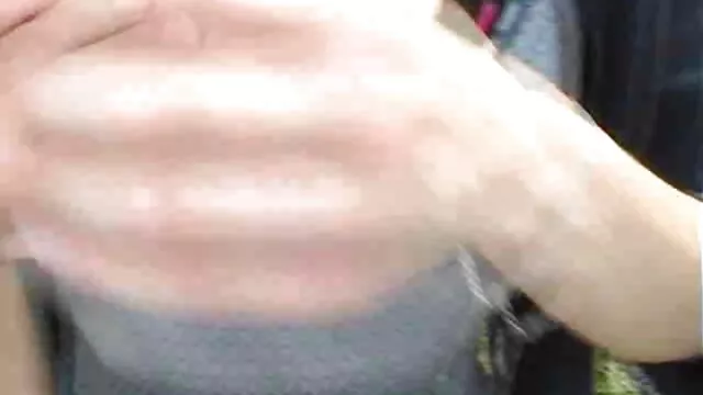 High definition :  Guldhåret teenager-hottie bliver banket i gloryhole Porno film 