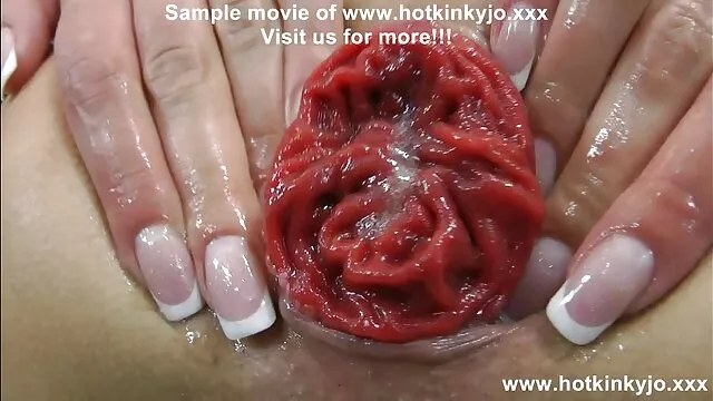 High definition :  Teenageblond er en rigtig minx og kan ikke få nok af sin store sorte pik Porno film 